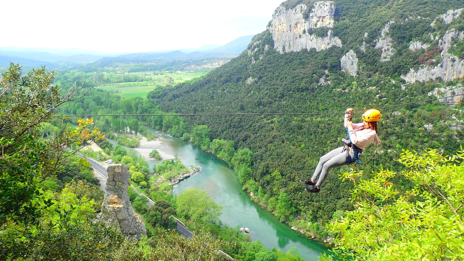 tyrolienne de via ferrata dans l'Hérault